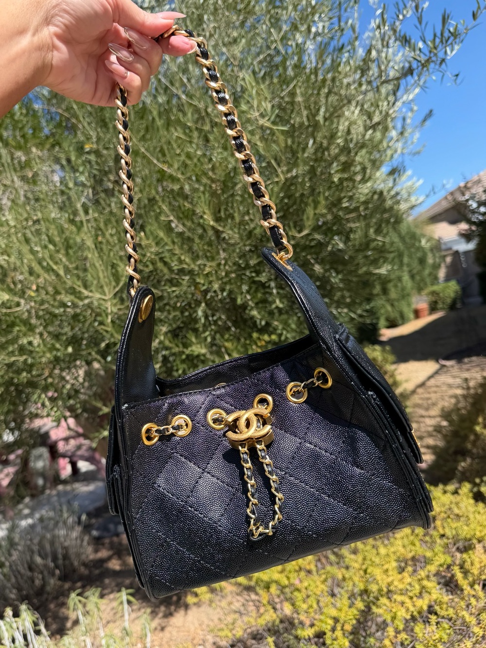 CC Black Caviar Quilted Chain Shoulder Bag with Gold Hardware